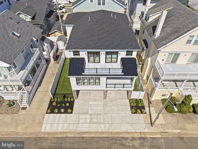 105 S STRATFORD AVE, Ventnor City, NJ 08406