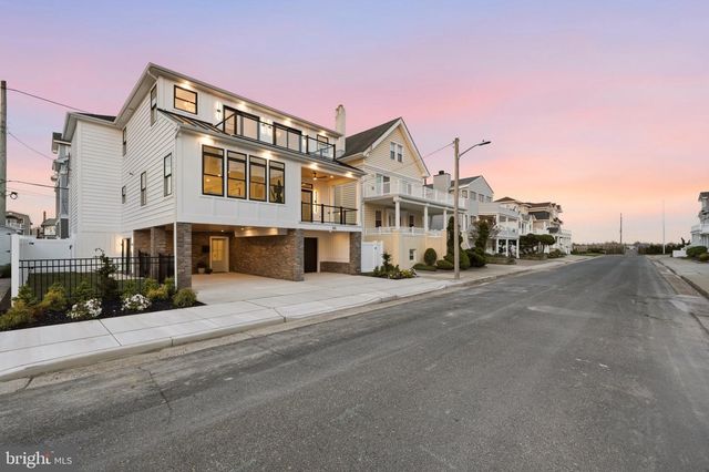 105 S STRATFORD AVE, Ventnor City, NJ 08406
