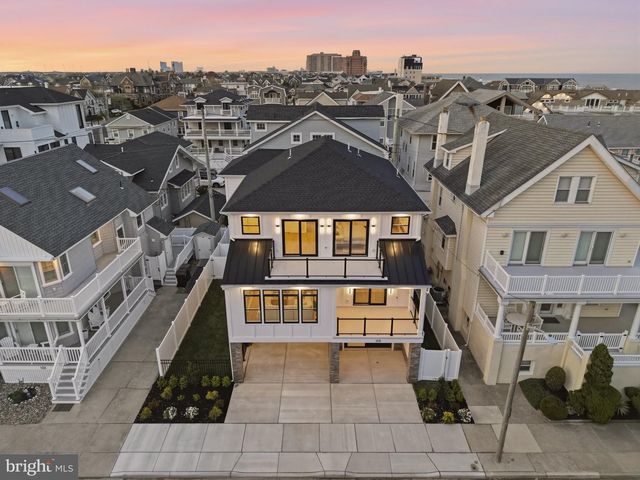 105 S STRATFORD AVE, Ventnor City, NJ 08406