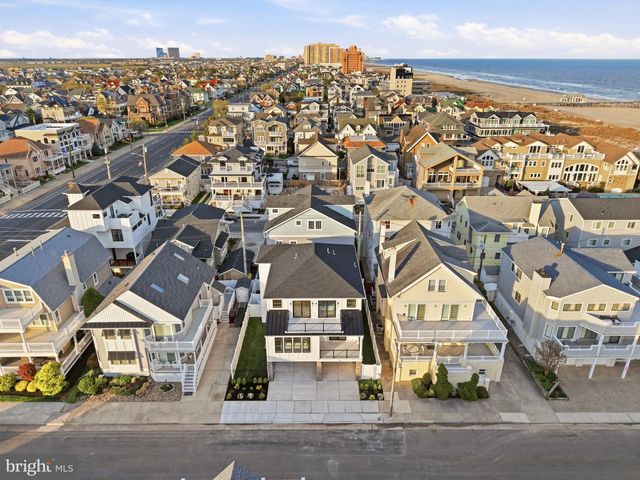 105 S STRATFORD AVE, Ventnor City, NJ 08406