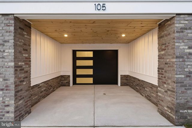 105 S STRATFORD AVE, Ventnor City, NJ 08406