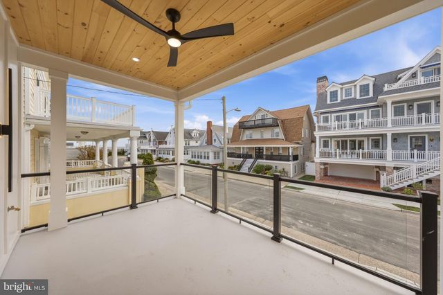 105 S STRATFORD AVE, Ventnor City, NJ 08406