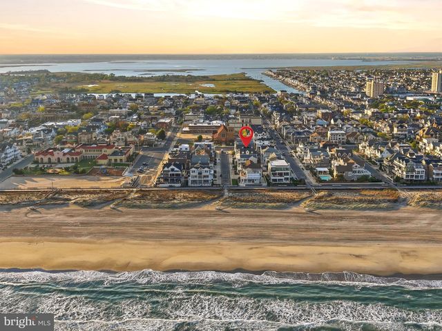 105 S STRATFORD AVE, Ventnor City, NJ 08406