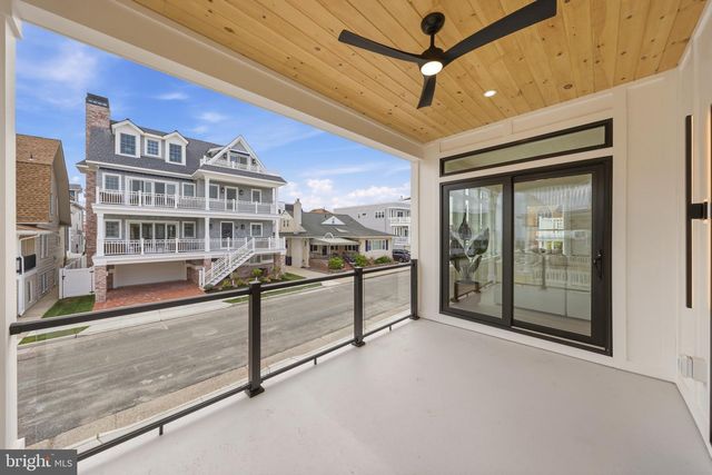 105 S STRATFORD AVE, Ventnor City, NJ 08406