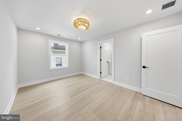 105 S STRATFORD AVE, Ventnor City, NJ 08406