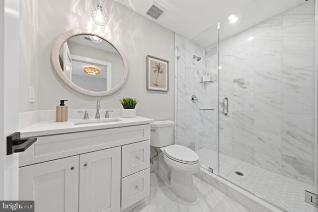 105 S STRATFORD AVE, Ventnor City, NJ 08406