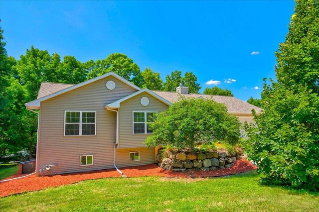 4729 Gaston Circle, Cottage Grove, WI 53527