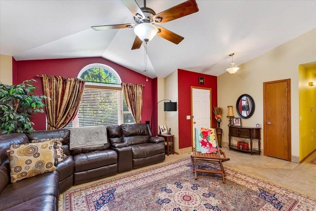 4729 Gaston Circle, Cottage Grove, WI 53527