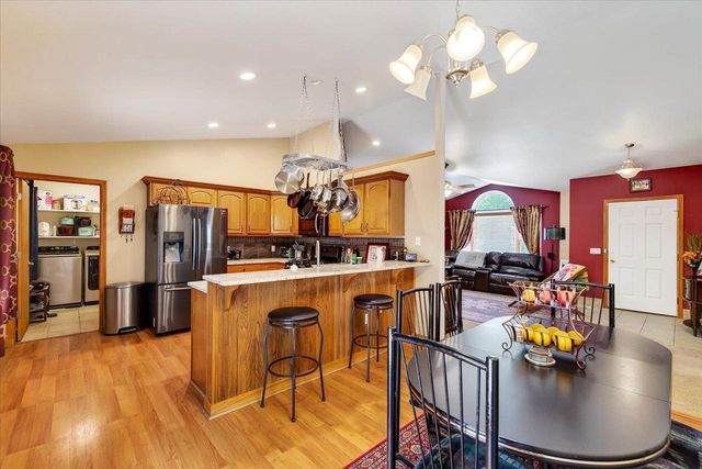 4729 Gaston Circle, Cottage Grove, WI 53527