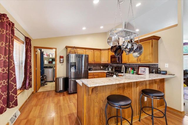 4729 Gaston Circle, Cottage Grove, WI 53527