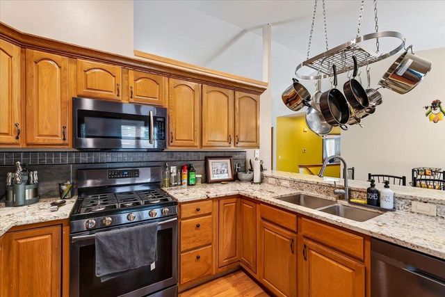 4729 Gaston Circle, Cottage Grove, WI 53527