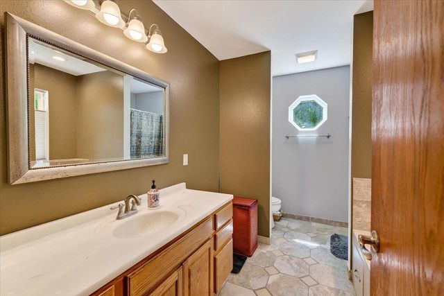 4729 Gaston Circle, Cottage Grove, WI 53527