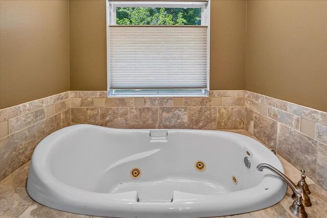4729 Gaston Circle, Cottage Grove, WI 53527