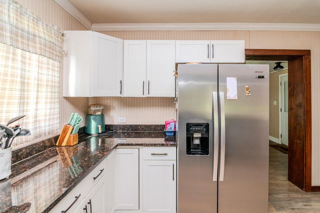 86 Danville Pike, Hustonville, KY 40437