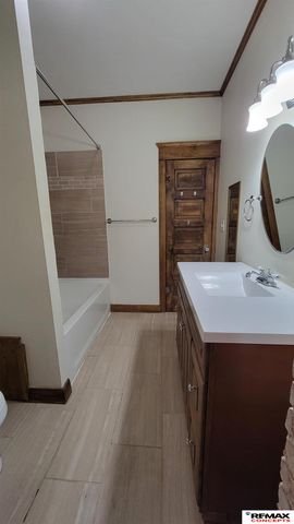 532 S 26th Street, Lincoln, NE 68510