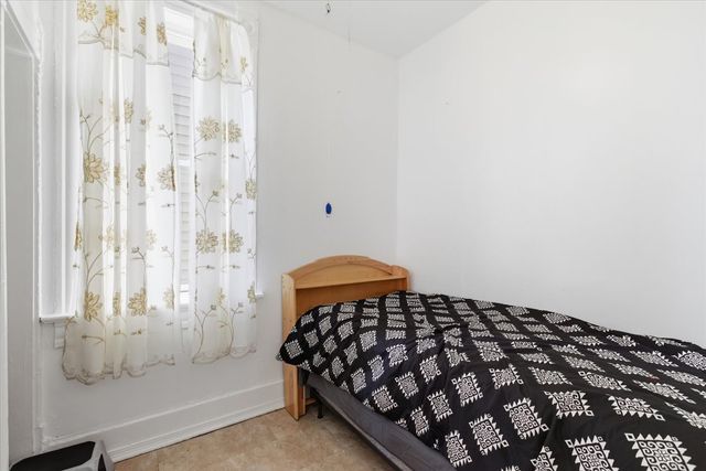 516 W 45th Place, Chicago, IL 60609