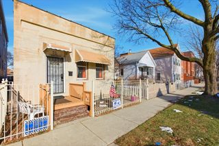 516 W 45th Place, Chicago, IL 60609