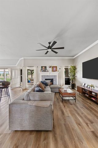 3909 Timbercrest Drive E, Burleson, TX 76028