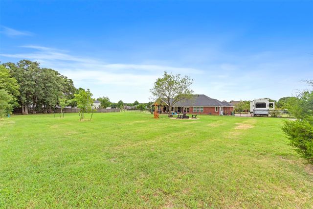3909 Timbercrest Drive E, Burleson, TX 76028