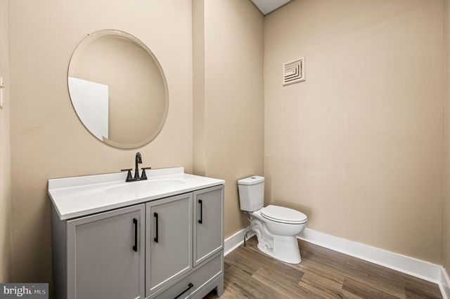 7419 CHESTER PIKE, Upper Darby, PA 19082