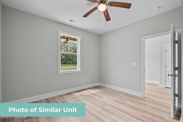 221 Sandy Cove Lane, Sneads Ferry, NC 28460