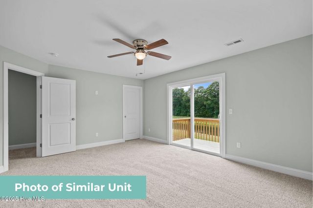 221 Sandy Cove Lane, Sneads Ferry, NC 28460