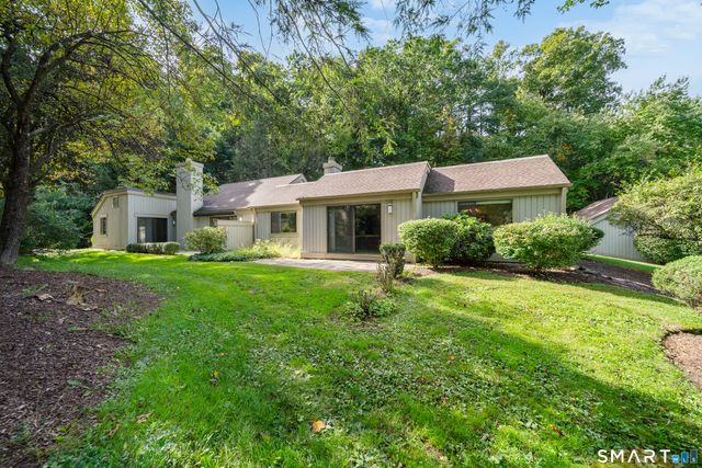 397 Krueger Circle A, Southbury, CT 06488