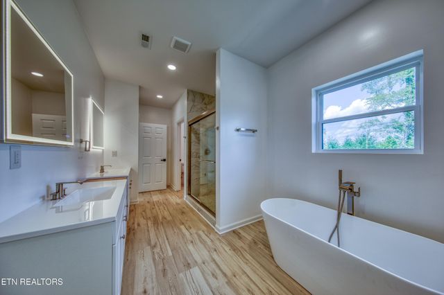 3259 Sandpiper Court, Kodak, TN 37764