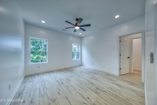 3259 Sandpiper Court, Kodak, TN 37764
