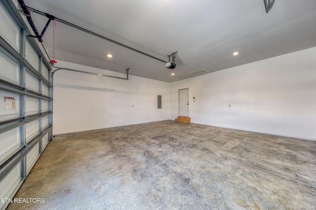 3259 Sandpiper Court, Kodak, TN 37764