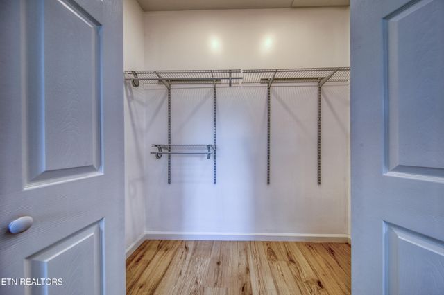 3259 Sandpiper Court, Kodak, TN 37764
