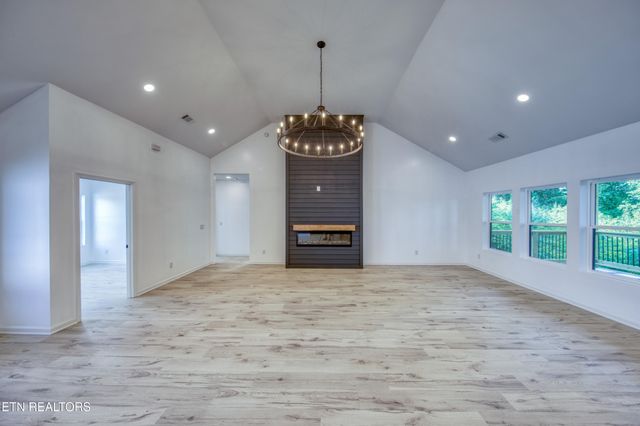 3259 Sandpiper Court, Kodak, TN 37764