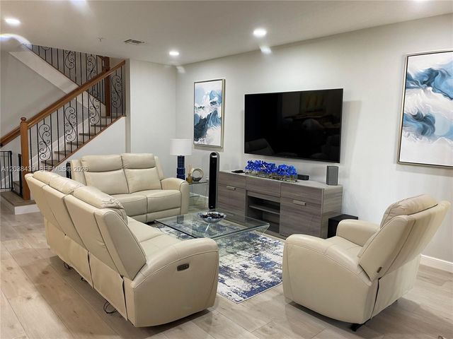 2900 NW 125th Ave 3-107, Sunrise, FL 33323