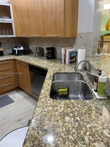 2900 NW 125th Ave 3-107, Sunrise, FL 33323