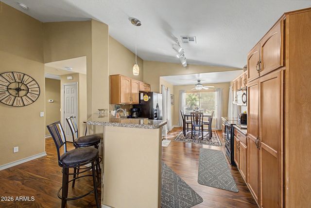 115 S BIRDIE Way, Casa Grande, AZ 85194