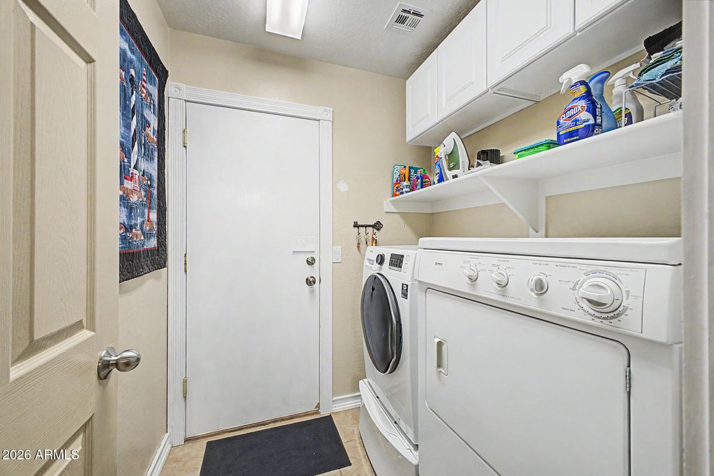 Image 31 of property listing at 115 S BIRDIE Way, Casa Grande, AZ 85194
