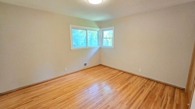 3001 29th Avenue NE, Saint Anthony, MN 55418