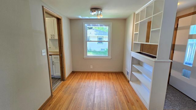 3001 29th Avenue NE, Saint Anthony, MN 55418