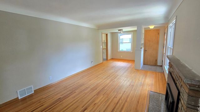 3001 29th Avenue NE, Saint Anthony, MN 55418