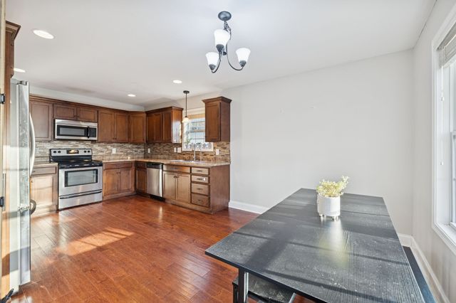 3742 Crisscross Ct, Clarksville, TN 37040