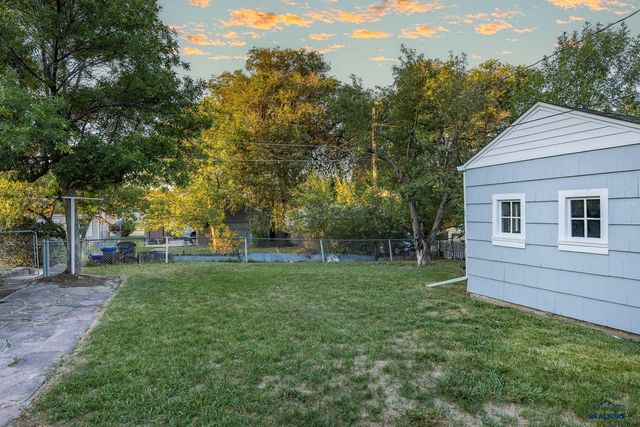 115 E ST ANDREW, Rapid City, SD 57701