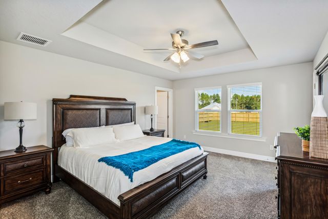 7584 Hatteras Drive, Navarre, FL 32566