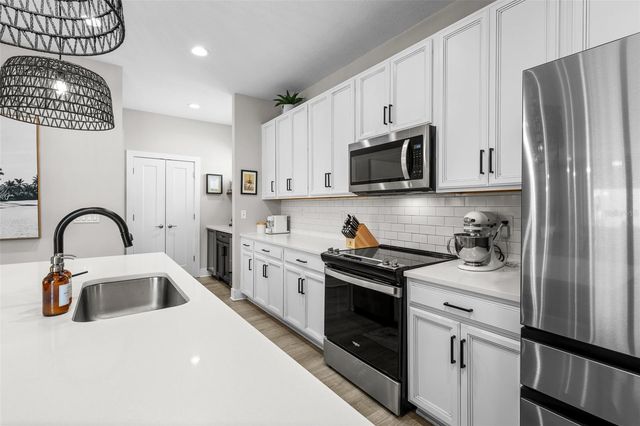 2522 12TH TERRACE N, St Petersburg, FL 33713