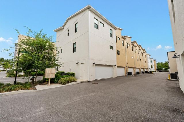 2522 12TH TERRACE N, St Petersburg, FL 33713