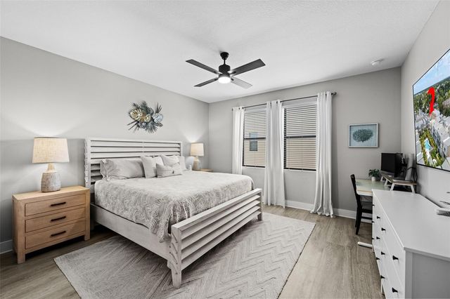 2522 12TH TERRACE N, St Petersburg, FL 33713