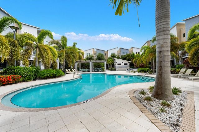 2522 12TH TERRACE N, St Petersburg, FL 33713