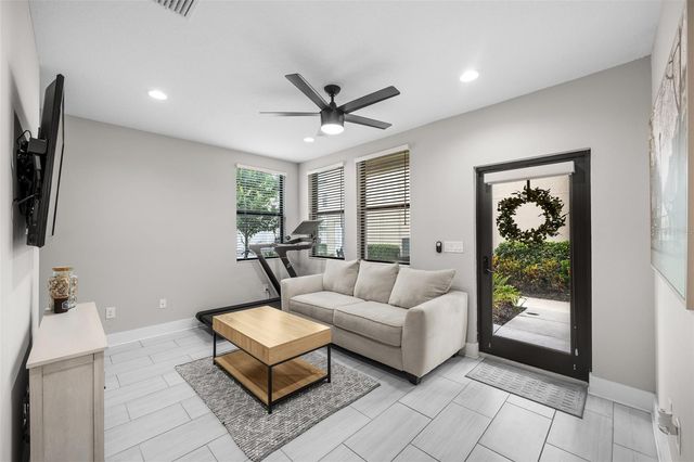 2522 12TH TERRACE N, St Petersburg, FL 33713