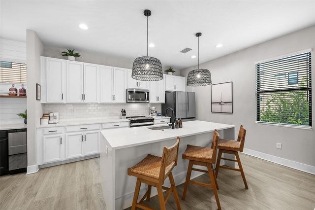 2522 12TH TERRACE N, St Petersburg, FL 33713