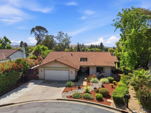 8050 Chardonay Court, San Jose, CA 95135