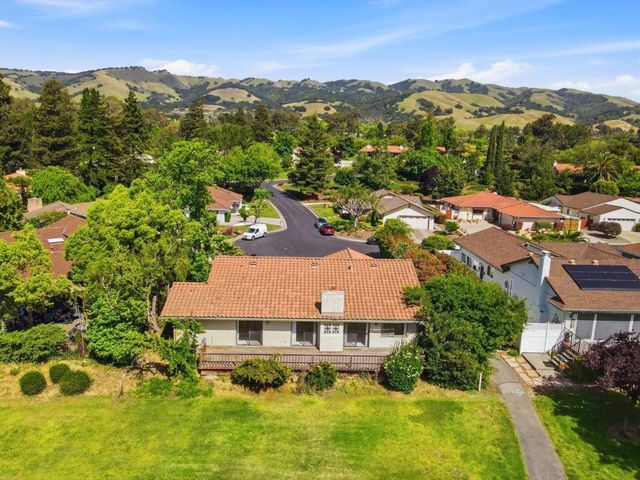 8050 Chardonay Court, San Jose, CA 95135